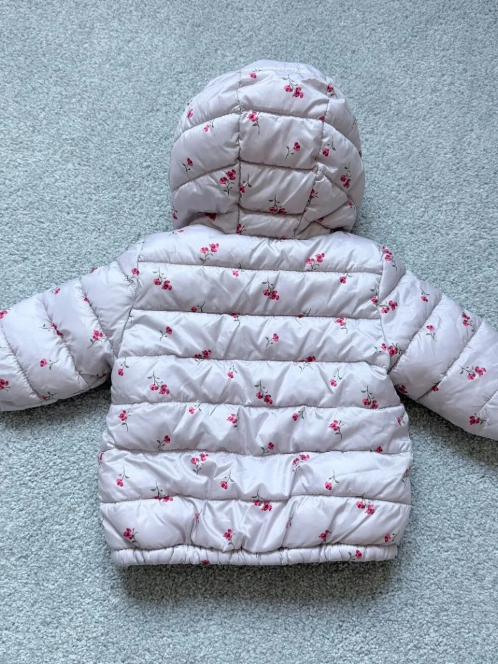Old Navy Floral Puffer Zip Up Coat Size 3-6 months